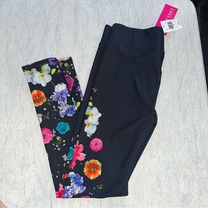 Terez Leggings in Fresh Floral